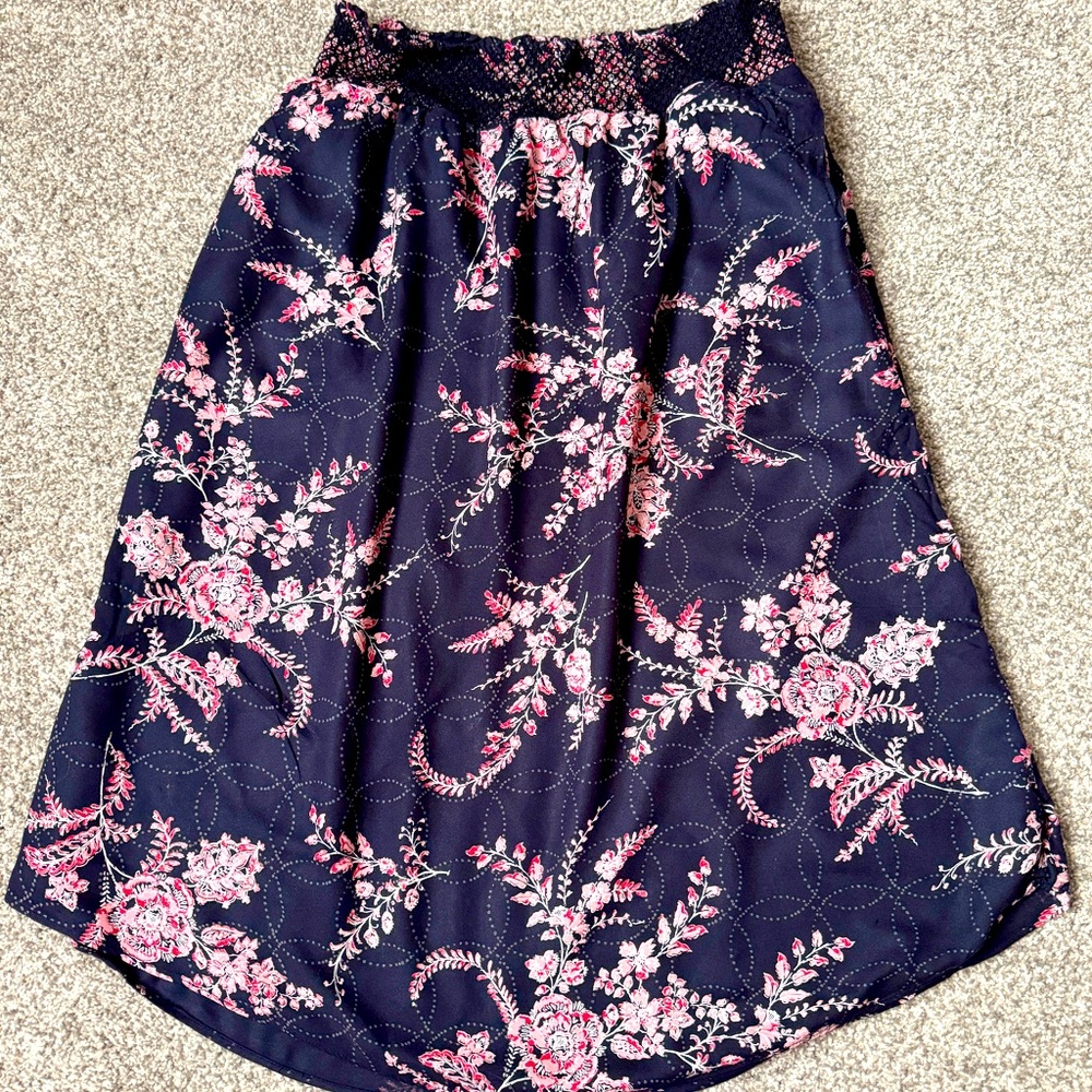 Hinge Floral Black and Pink Women's Midi Skirt with Linings and pockets Size Med